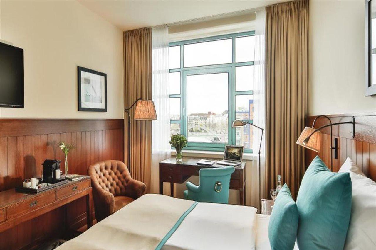 Hotel Ameron Abion Spreebogen 4*